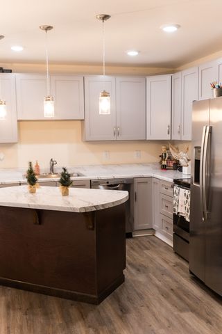 658 Springwater Dr, Summertown, TN 38483