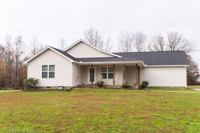 658 Springwater Dr, Summertown, TN 38483