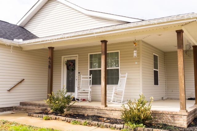 658 Springwater Dr, Summertown, TN 38483