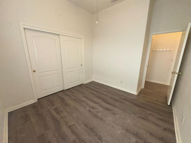 62 N Helm Avenue, Clovis, CA 93612