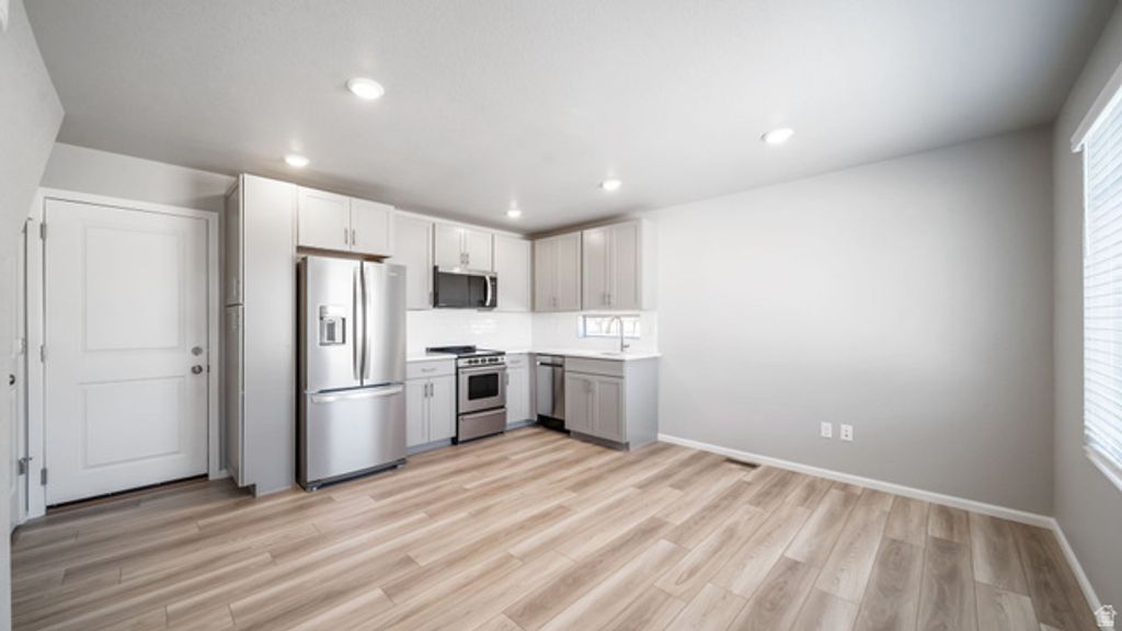 535 N BEAVER LN, Saratoga Springs, UT 84045 — photo 5