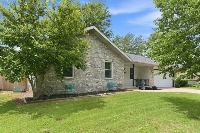 249 S Lulwood Avenue, Springfield, MO 65802