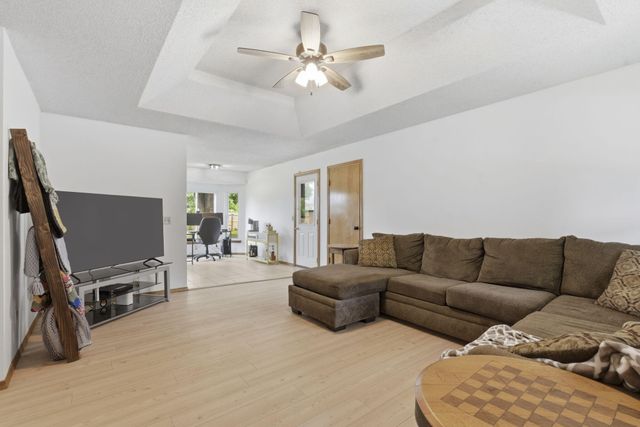 249 S Lulwood Avenue, Springfield, MO 65802