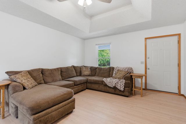 249 S Lulwood Avenue, Springfield, MO 65802