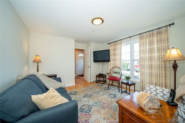 4331 Berkley Place Q2, Hamburg, NY 14075