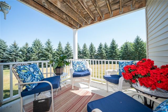 4331 Berkley Place Q2, Hamburg, NY 14075