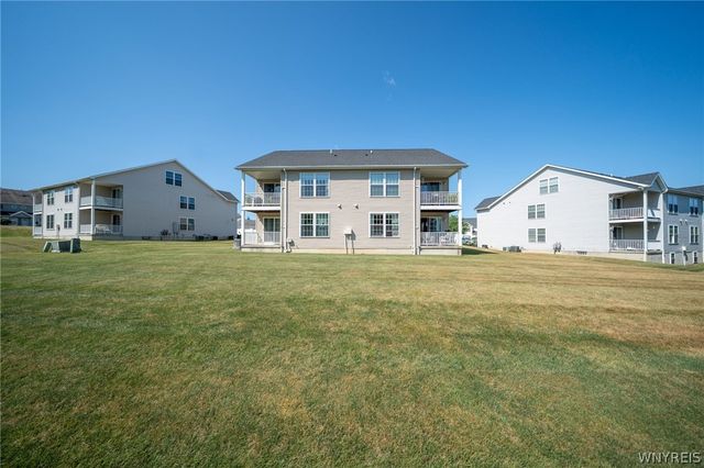 4331 Berkley Place Q2, Hamburg, NY 14075