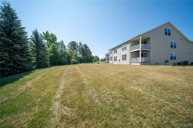 4331 Berkley Place Q2, Hamburg, NY 14075