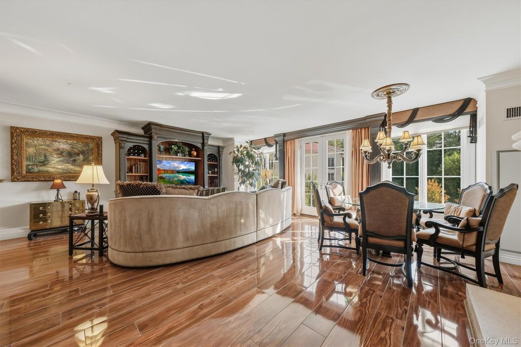 323 Trump Park, Shrub Oak, NY 10588 — photo 5