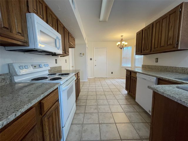4400 ODESSA Drive, Plano, TX 75093