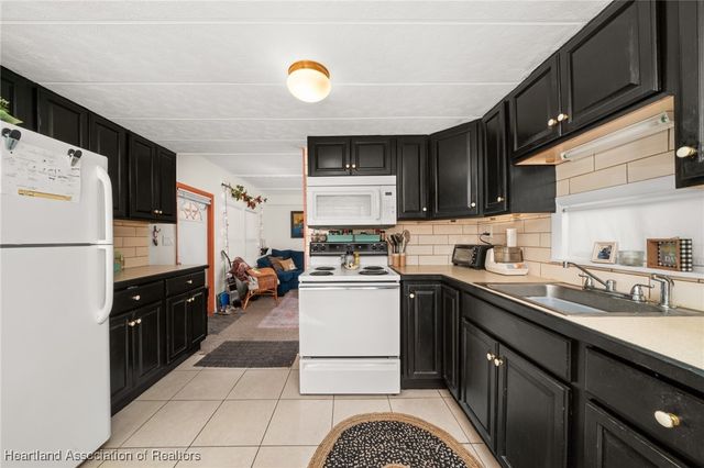 1303 Wightman Avenue, Sebring, FL 33870