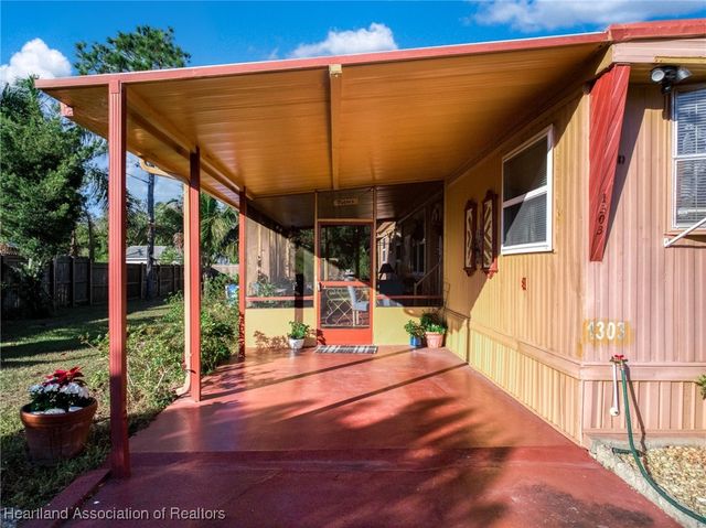 1303 Wightman Avenue, Sebring, FL 33870