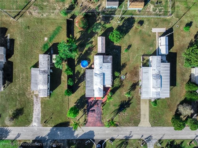 1303 Wightman Avenue, Sebring, FL 33870
