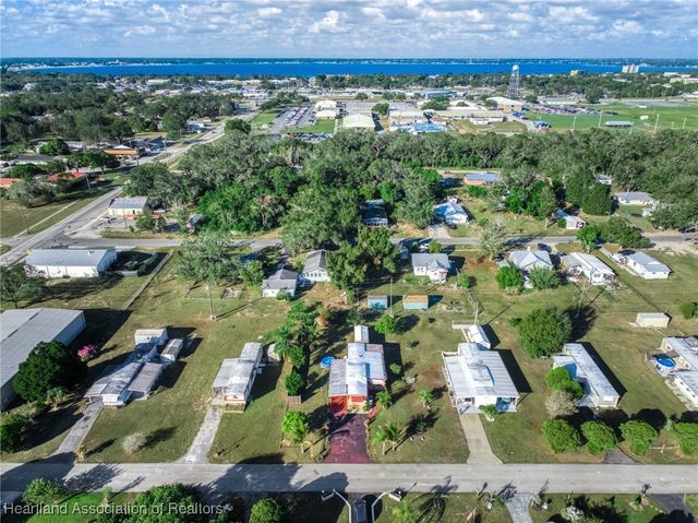 1303 Wightman Avenue, Sebring, FL 33870