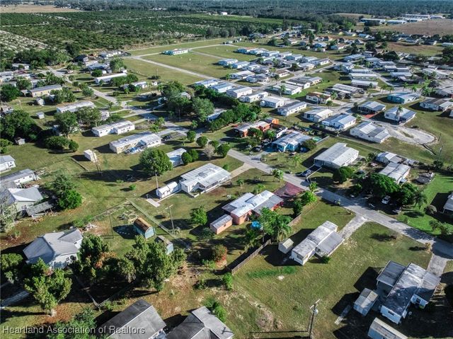 1303 Wightman Avenue, Sebring, FL 33870