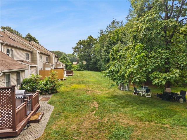 702 Brookline Way 702, Rockland, MA 02370