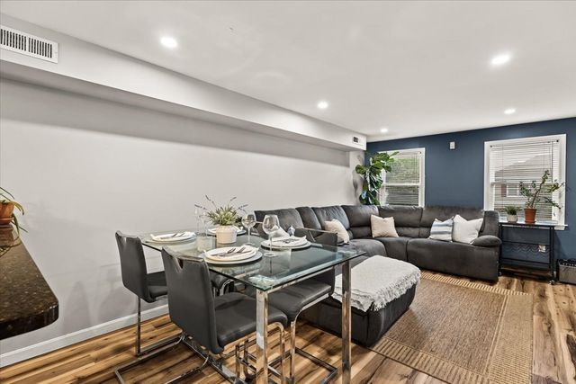 702 Brookline Way 702, Rockland, MA 02370