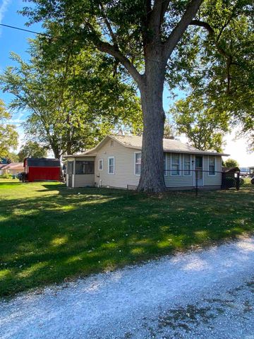 32 EMS D2 Lane, Syracuse, IN 46567