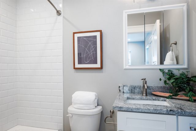 5120 Maple Springs Boulevard, Dallas, TX 75235