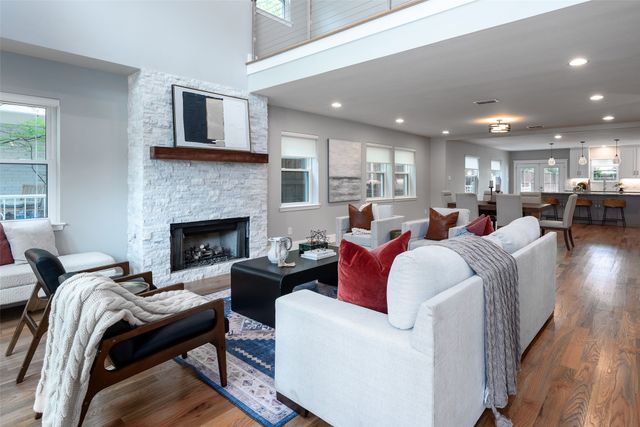 5120 Maple Springs Boulevard, Dallas, TX 75235