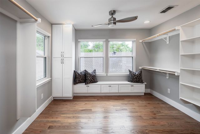 5120 Maple Springs Boulevard, Dallas, TX 75235