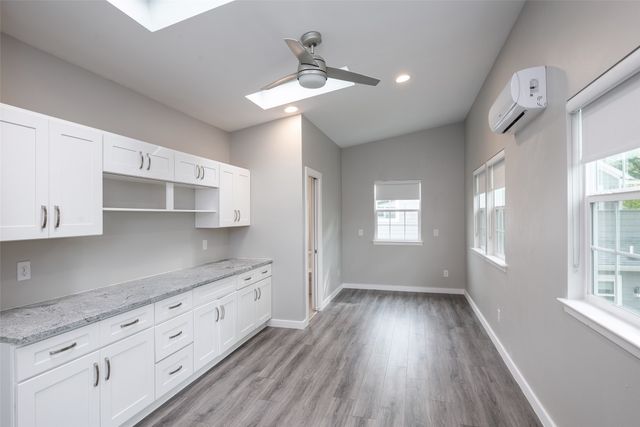 5120 Maple Springs Boulevard, Dallas, TX 75235