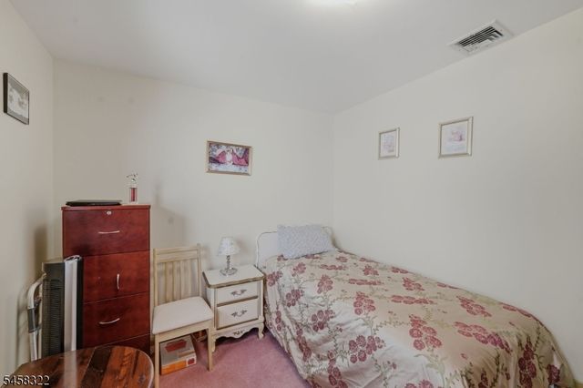 59 Huron Ave, Clifton City, NJ 07013