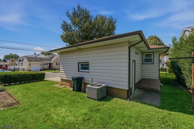 59 Huron Ave, Clifton City, NJ 07013