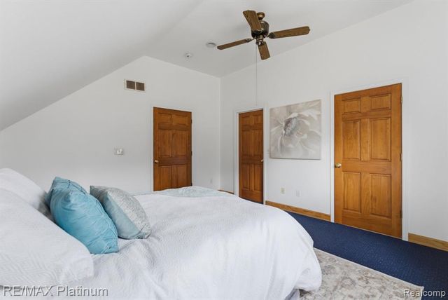 3340 Pineridge Lane, Brighton, MI 48116