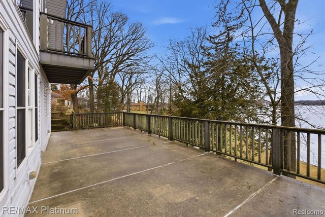 3340 Pineridge Lane, Brighton, MI 48116