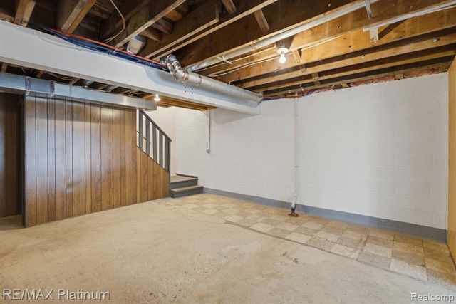 3340 Pineridge Lane, Brighton, MI 48116