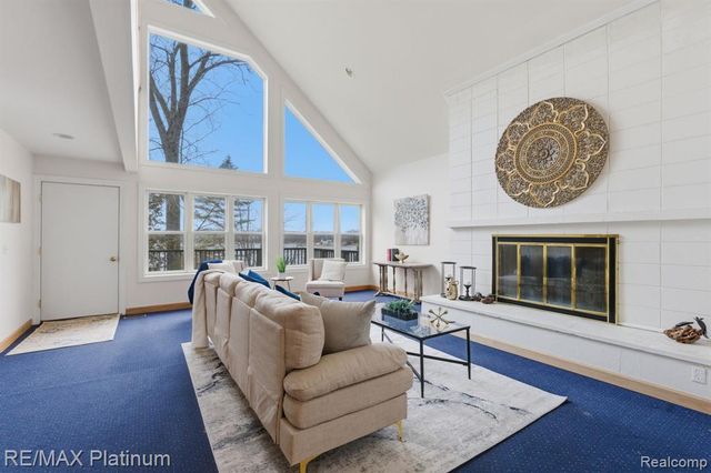 3340 Pineridge Lane, Brighton, MI 48116