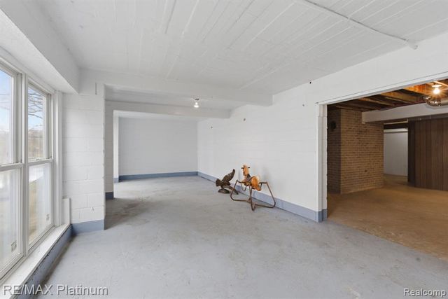 3340 Pineridge Lane, Brighton, MI 48116