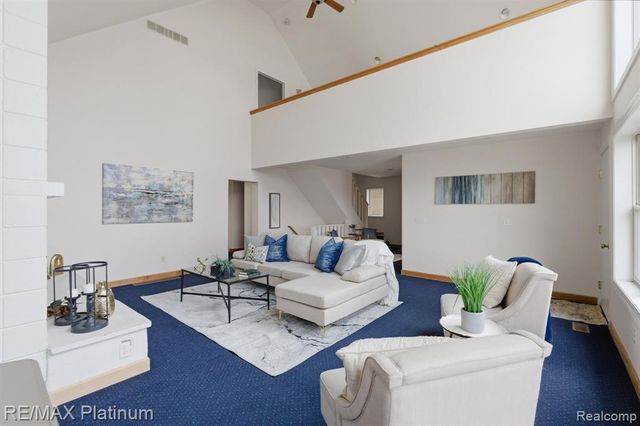 3340 Pineridge Lane, Brighton, MI 48116