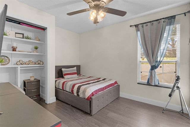 34415 KINGFISH STREET, Fruitland Park, FL 34731