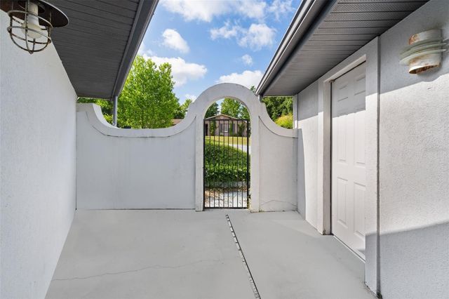 34415 KINGFISH STREET, Fruitland Park, FL 34731