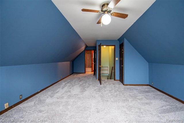 6903 Dandison Boulevard, West Bloomfield, MI 48324