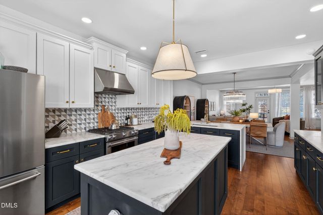 371 Bridgegate Drive, Cary, NC 27519