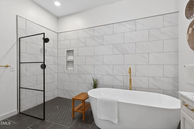 371 Bridgegate Drive, Cary, NC 27519