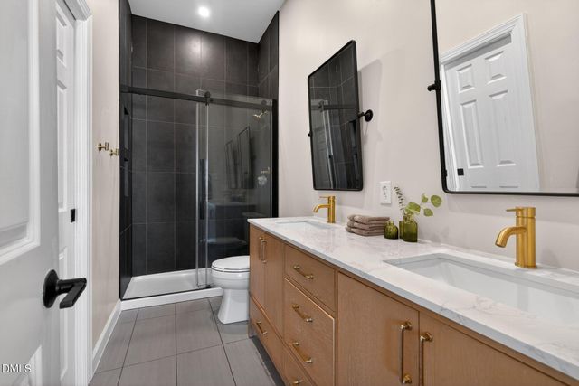 371 Bridgegate Drive, Cary, NC 27519