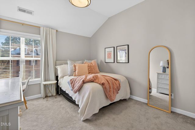 371 Bridgegate Drive, Cary, NC 27519