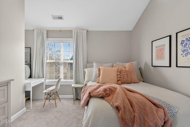 371 Bridgegate Drive, Cary, NC 27519