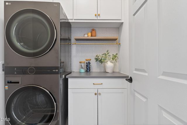 371 Bridgegate Drive, Cary, NC 27519