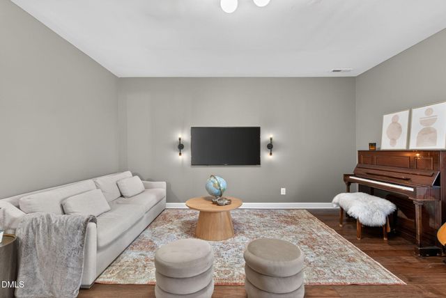 371 Bridgegate Drive, Cary, NC 27519