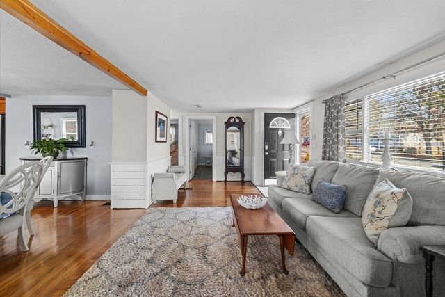 47 Nobby Ln, Yarmouth, MA 02673