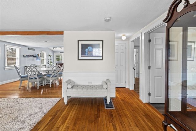 47 Nobby Ln, Yarmouth, MA 02673