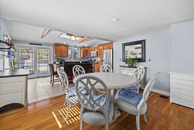 47 Nobby Ln, Yarmouth, MA 02673