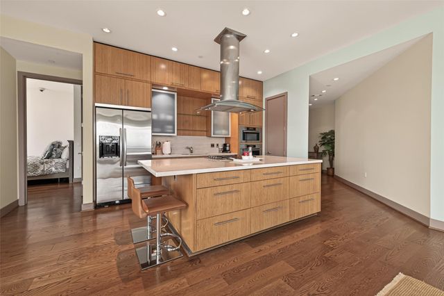 1600 Post Oak Boulevard 1005, Houston, TX 77056