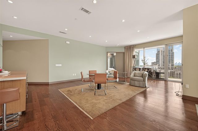 1600 Post Oak Boulevard 1005, Houston, TX 77056
