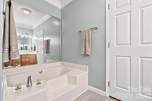 3686 Lake Bluff Drive, Sherrills Ford, NC 28673